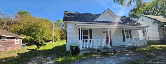 Photo - 233 W Barbee St