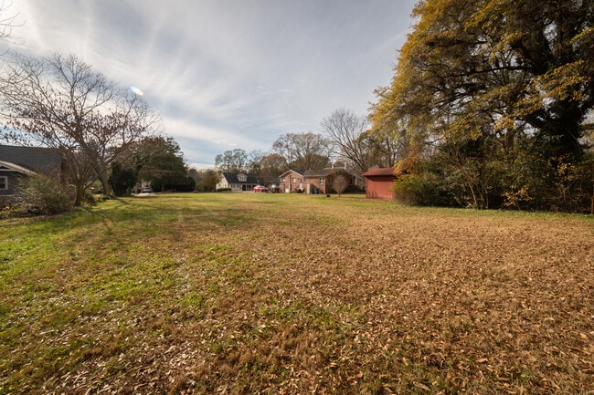 Photo - 291 9th Ave NW