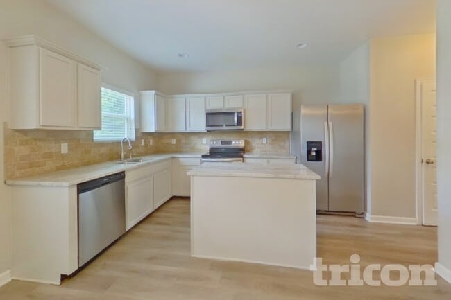 Photo - 283 Pernell Dr