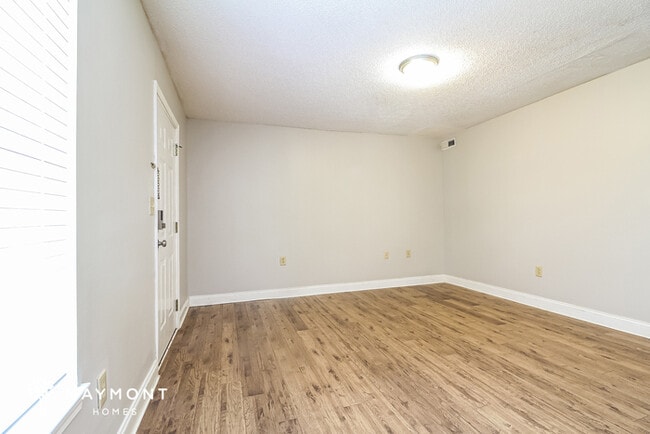 Photo - 619 Bear Dr