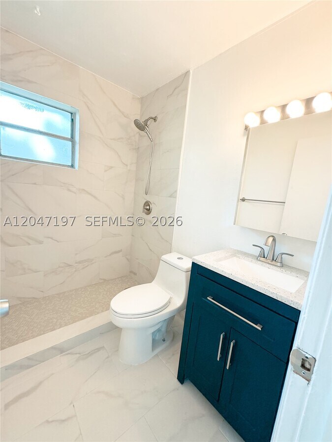Photo - 1235 NW 6th St Unit 6