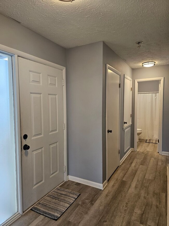 Photo - 672 Bartons Landing Pl