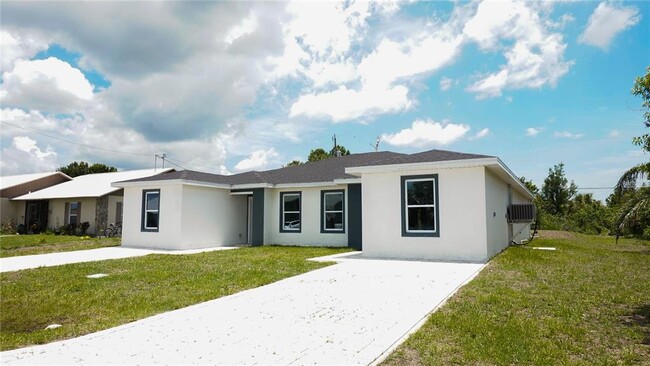 987 NW 57th Ct