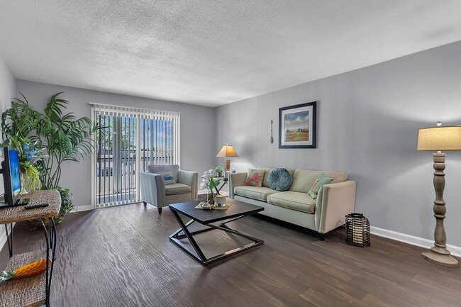 Photo - Donaree Village