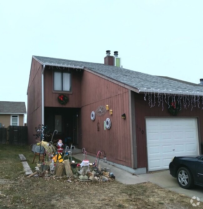 Building Photo - Townhome for Rent