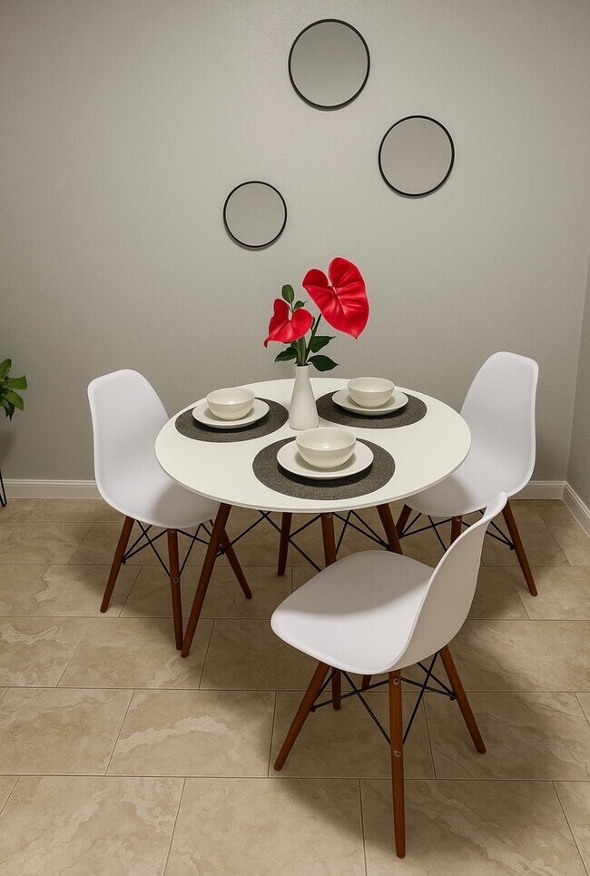 Photo - 3316 N MacGregor Way