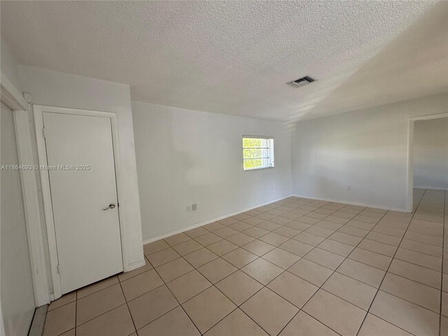 Photo - 3277 SW 23rd Terrace Unit 3277