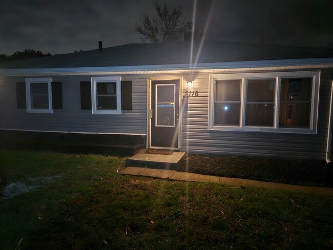 Photo - 2116 Central Dr