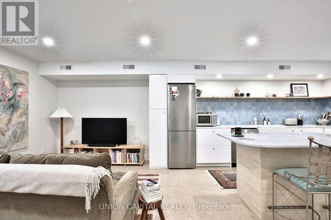 Photo - 278 Lisgar St
