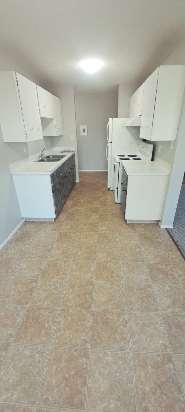 Photo - 4507-344 44 Ave Unit 305