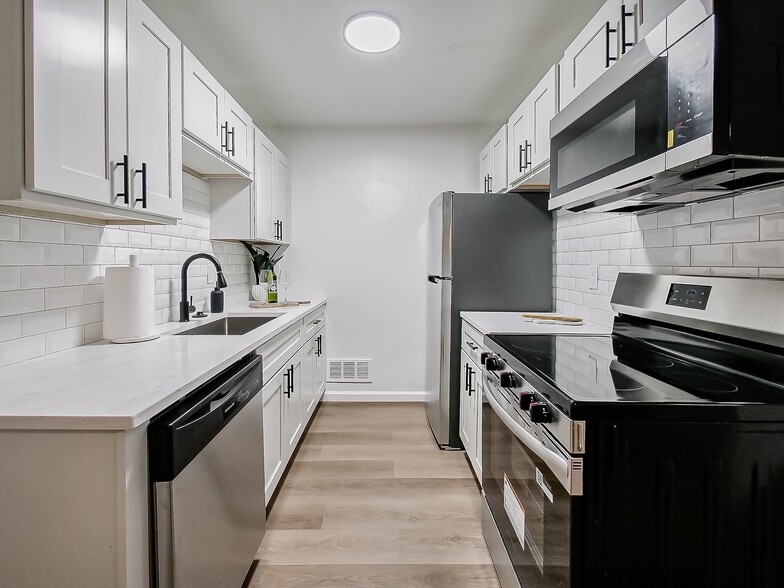 Z on Plymouth Luxury Apartments