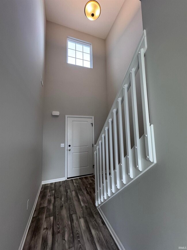 Photo - 3595 Canal Square Dr