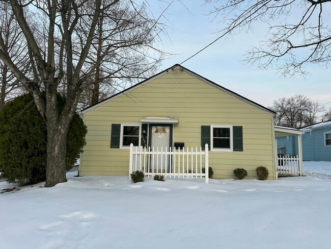 Building Photo - 6128 Red Bank Rd