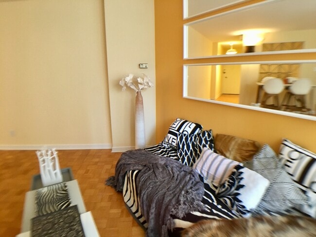 Photo - 224 W Rittenhouse Sq Unit 903--  1 bedroom