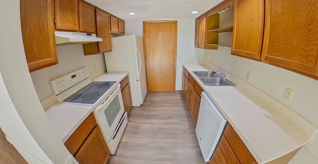 Photo - 2507 Candlewood Dr