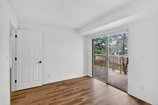 Photo - 2575 S Syracuse Way