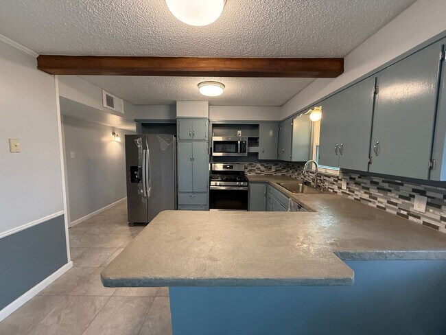 Photo - Renovated 3 bedroom, 2 bath home in College Hills AVAILABLE NOW!