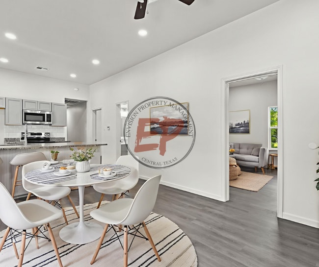 Photo - 1019 Elm Ave