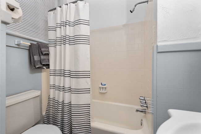 Photo - 367 Middle St Unit 1