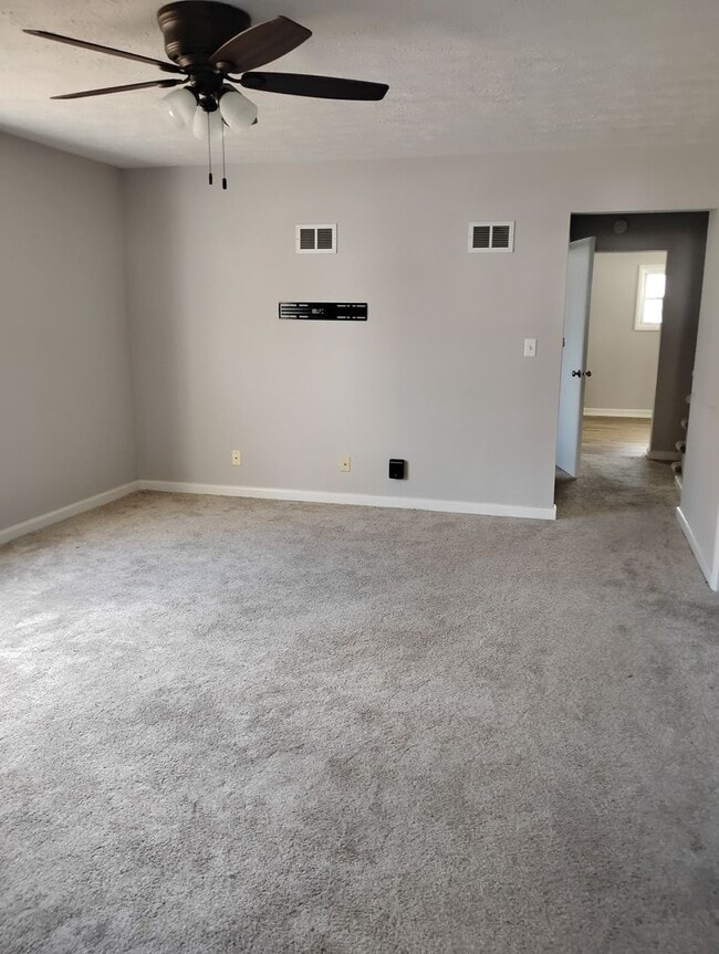 Photo - 4 Bedroom 1 Bath