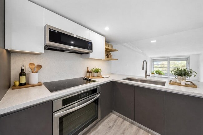 Photo - 3151 S Palm Aire Dr Unit 407