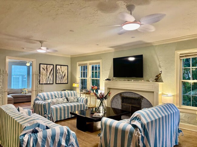 Photo - 519 28th St Unidad ID1438394P