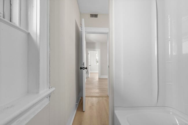 Photo - 236 Oak St