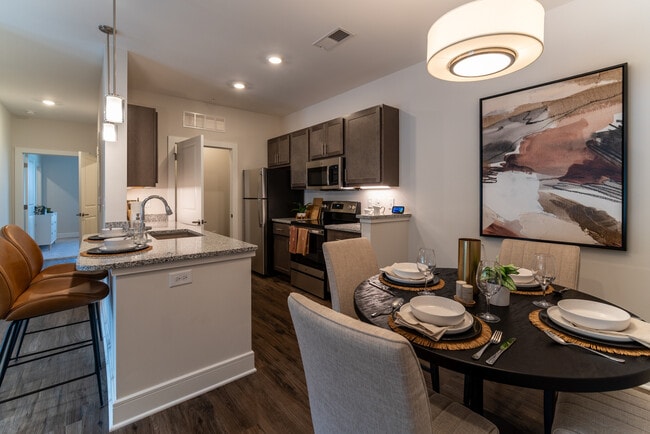 Photo - Streams at Battery Park