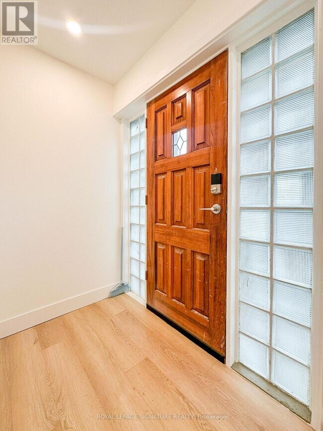 Photo - 27 Millen Ave