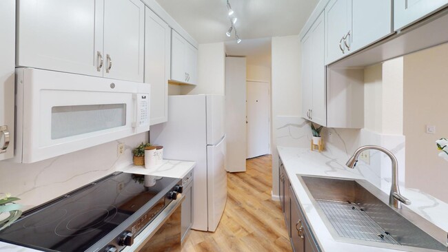 Building Photo - 397 Imperial Way Rental