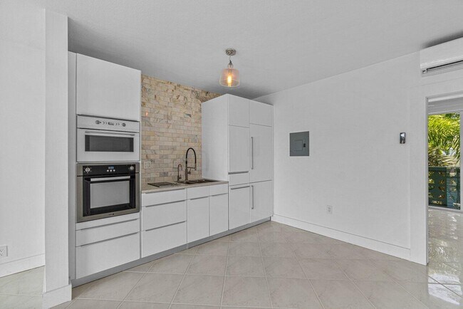 65 SE Spanish Trail Unidad 2020