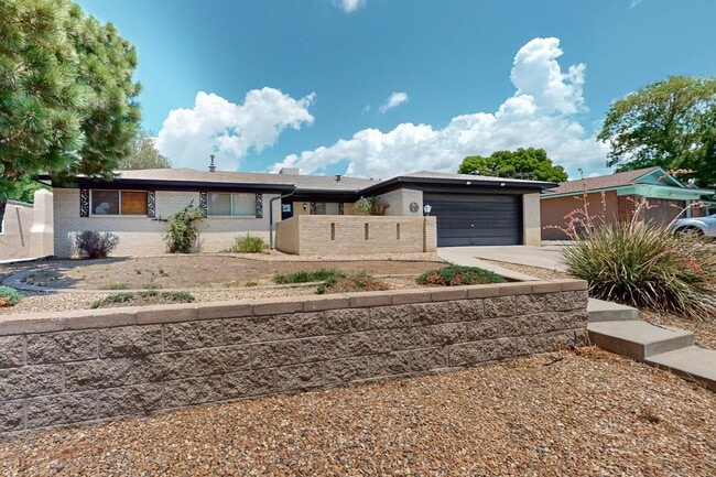 Photo - NE Brick Ranch 3/Bd 2/Ba 2 Cg 1782/sf