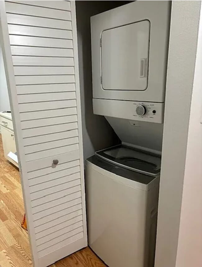 Photo - 365 Mather St Unidad 179