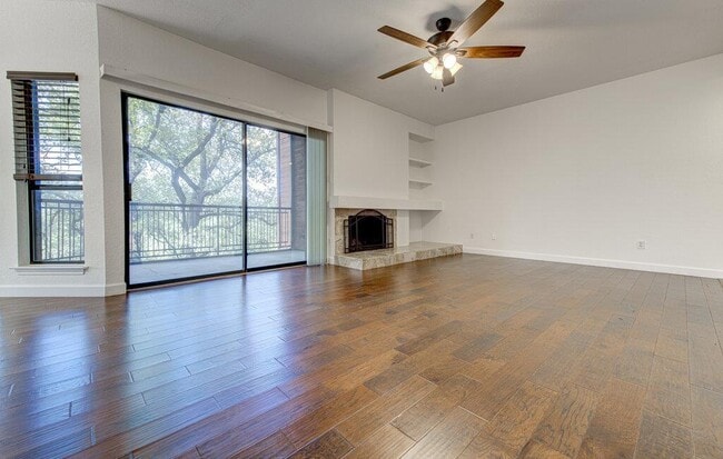 Photo - 4711 Spicewood Springs Rd Unidad 131