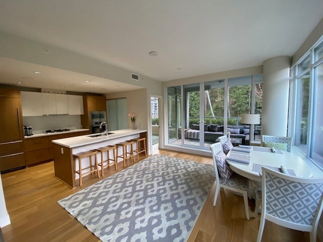 888 Arthur Erickson Pl Unit 505