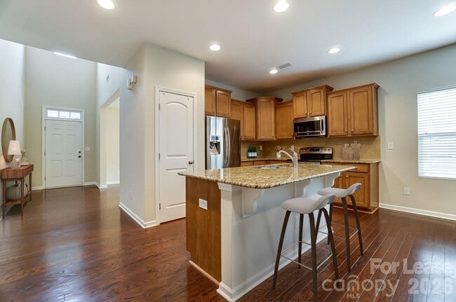 Photo - 1934 Madeira Cir