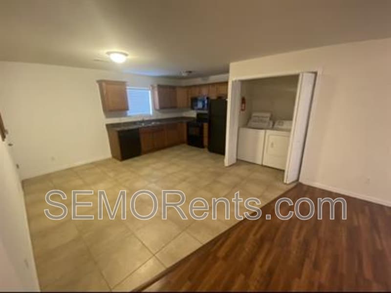 Photo - 3 Village Dr