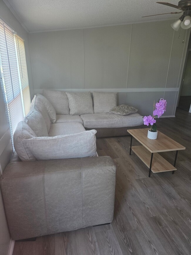 Photo - 1311 Knotty Elm Loop