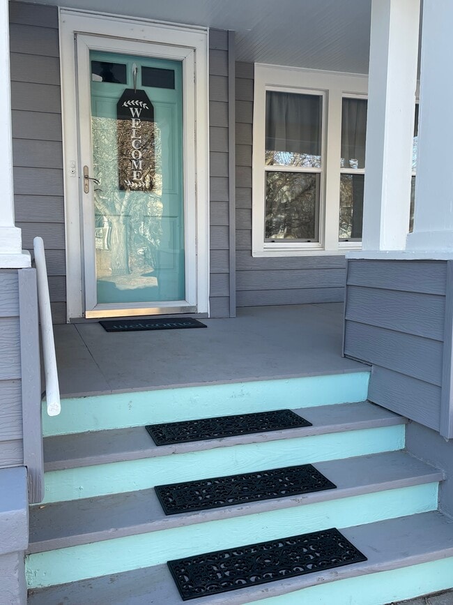 Photo - 4923 Chicago St