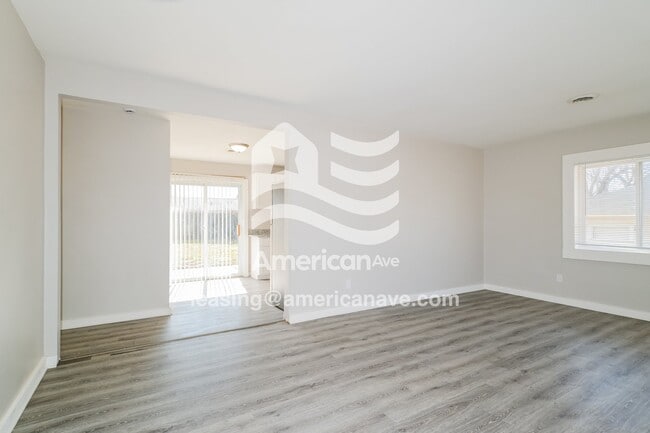 Photo - 1136 Northdale Ave
