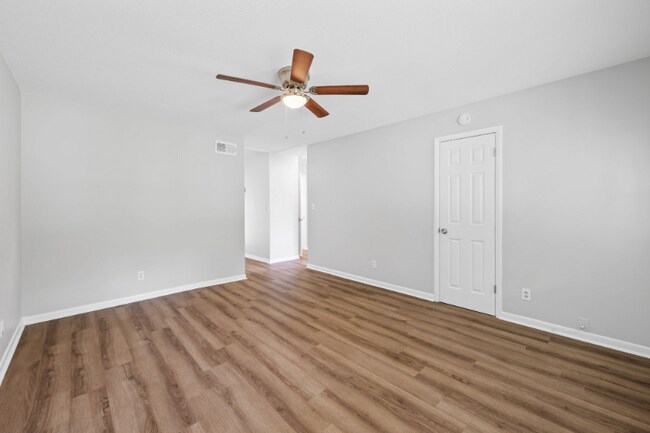 Photo - 1208 Gadd Rd