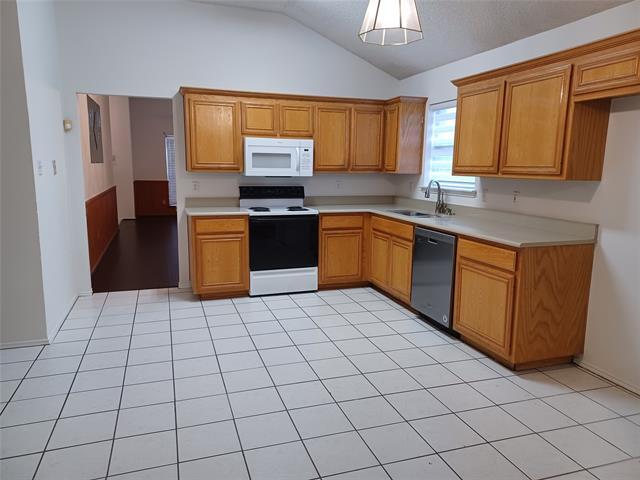 Photo - 5707 Blue Meadow Trail