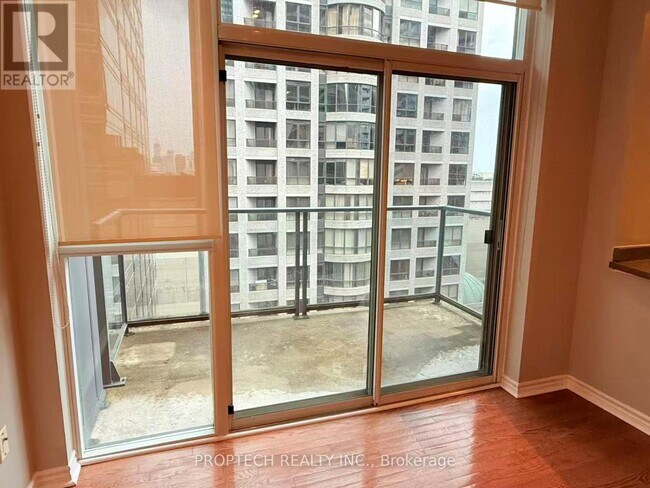 Photo - 30 Hayden St Unit ph7