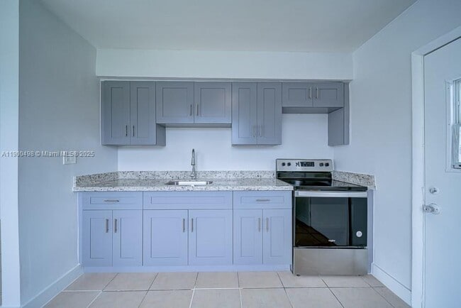 Photo - 5613 SW 27th St Unidad 1-2