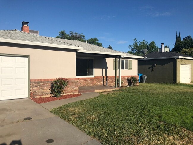 Building Photo - 3bed / 1 ba house in Yuba City