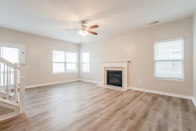 Photo - 7853 Waggoner Trace Dr