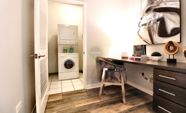 Photo - 510 W Huron St