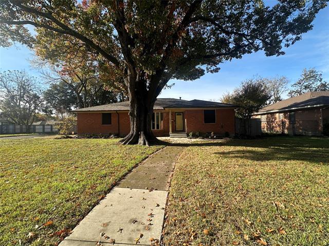 Photo - 2424 Dorrington Dr