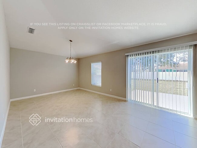 Photo - 150 SW Milburn Cir