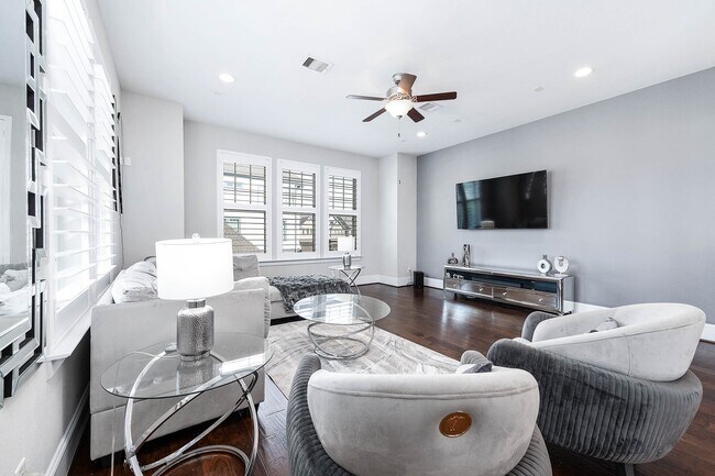 Photo - 11027 Acorn Falls Dr